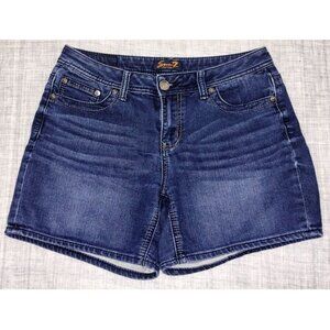 Seven 7 Shorts (Sz 10-Designed with a touch of stretch for added comfort)